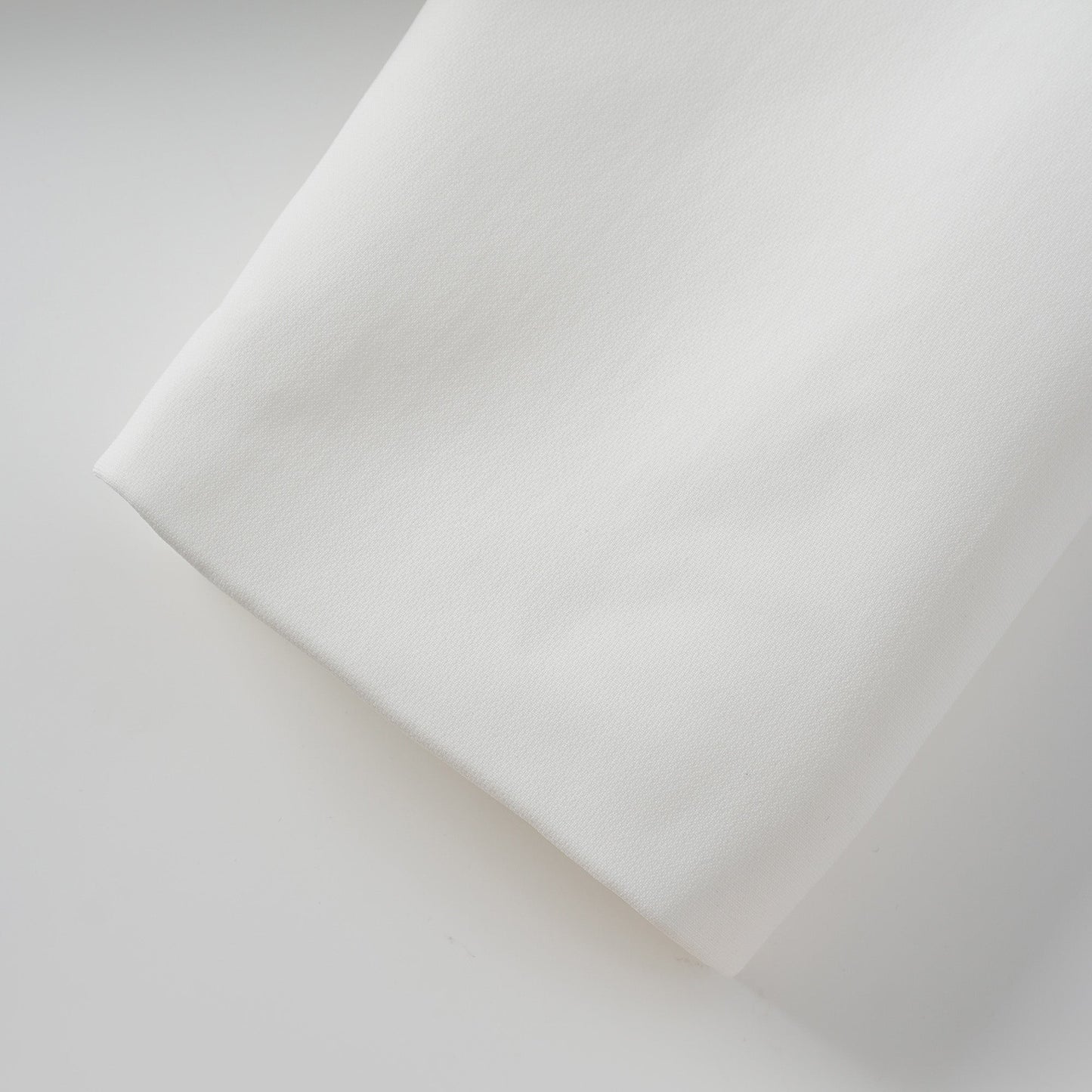 Adriana White Barrel Design Jacket & Skirt Set