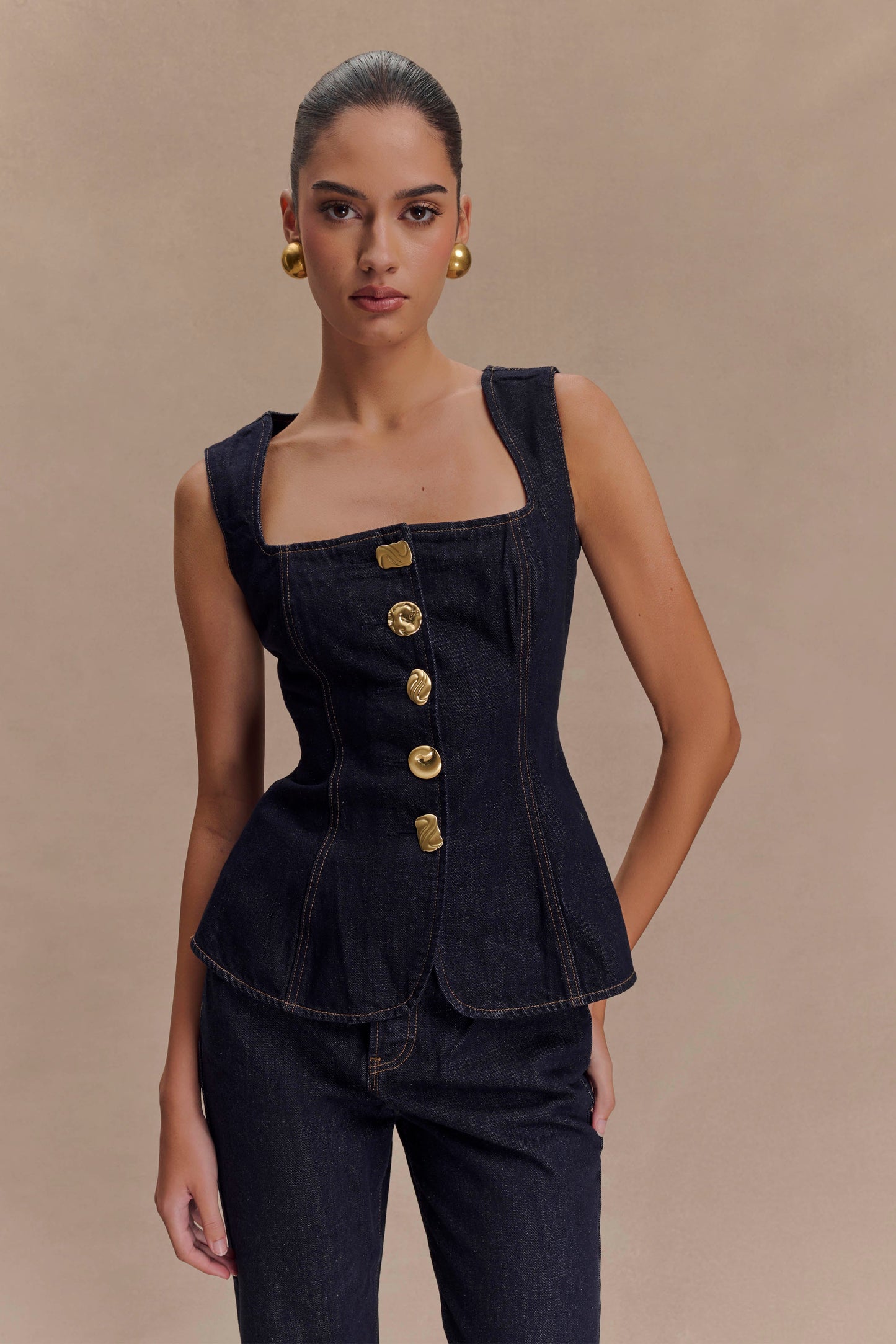 Mave : Sleeveless Buttoned Denim Top - Washed Indigo Blue