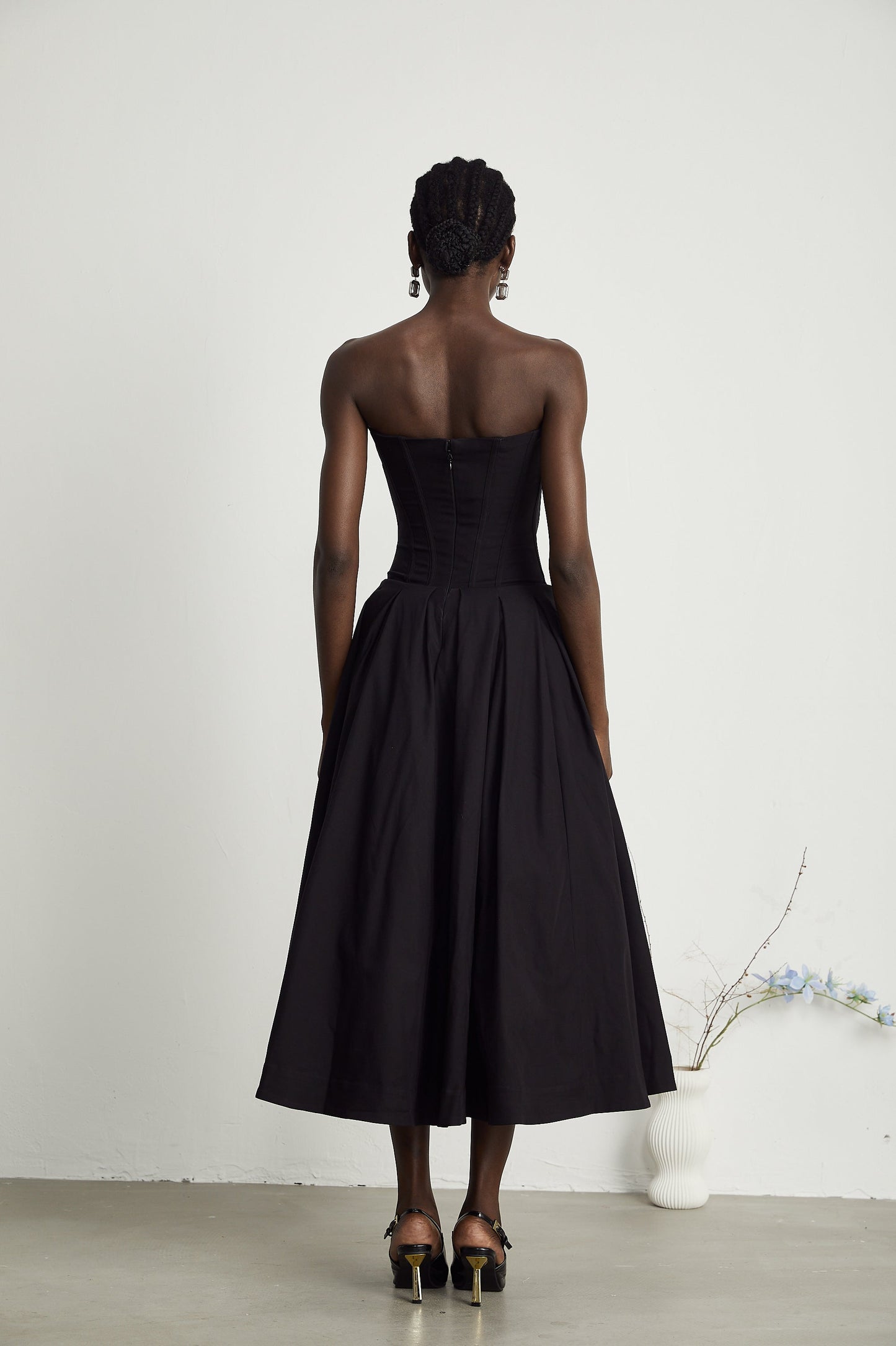Katherine Black Off-Shoulder Corset Midi Dress